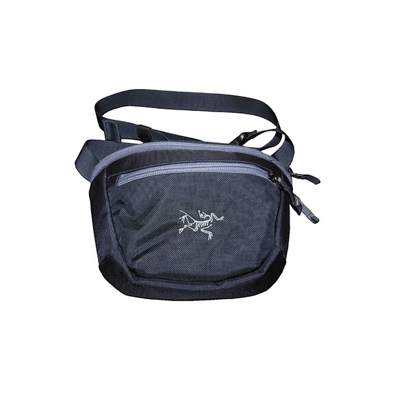 Arc'teryx Other - Arc'teryx Maka 1 Waistpack Navy Fanny Pack Belt Bag